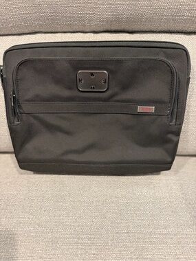 Tumi Black Travel/Laptop Organizer Sleeve